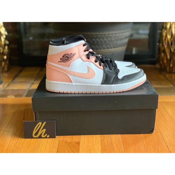 Size 10 Air Jordan 1 Mid "Arctic Orange Black Toe" - Picture 3 of 5